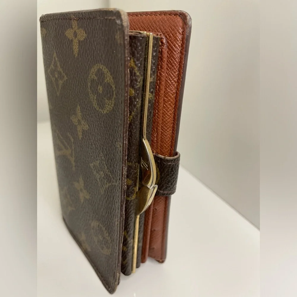 Louis Vuitton Vintage Monogram Canvas Kisslock French Wallet